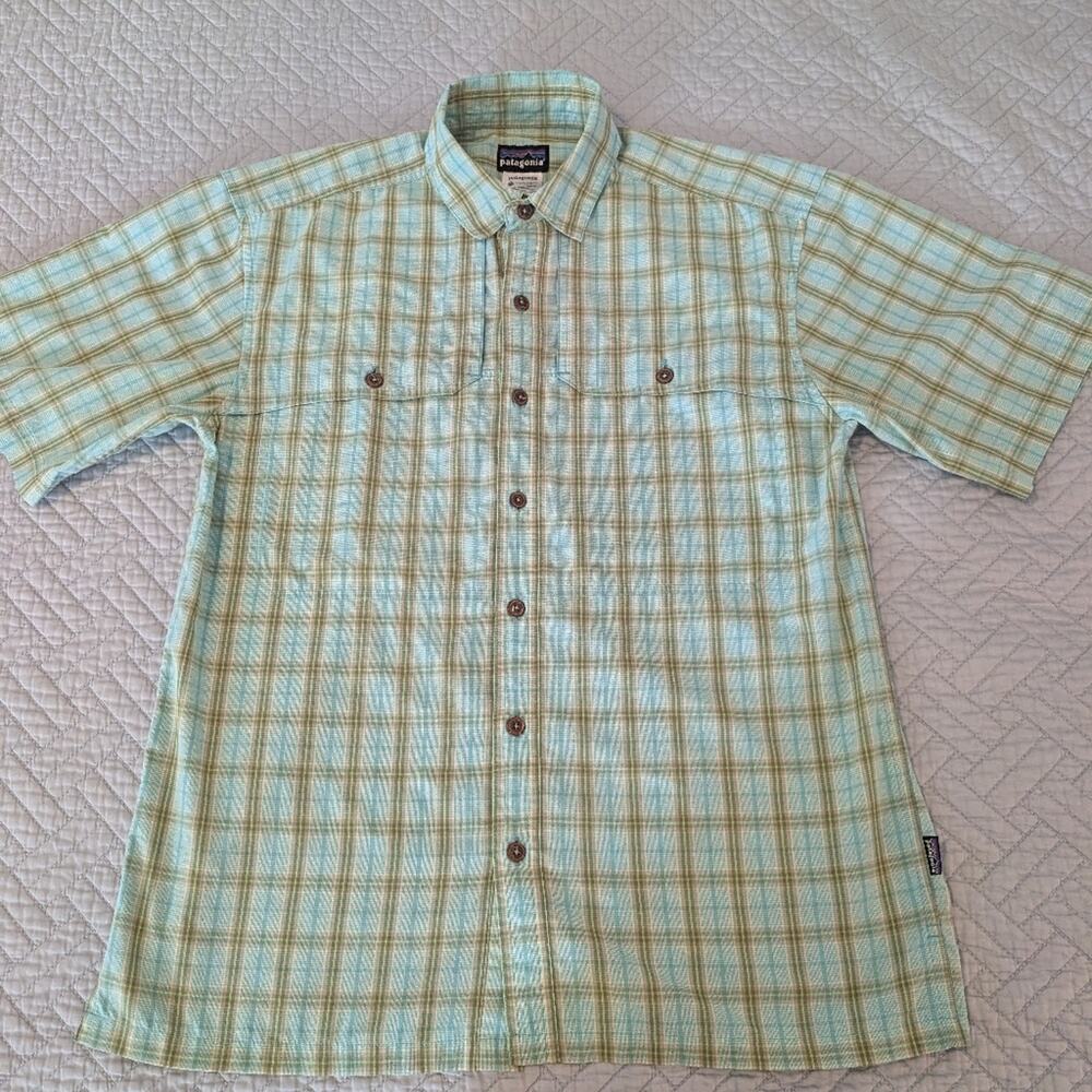 Patagonia Button Down Size S Green Plaid Vented Outdoor Fishing Hiking (0301)